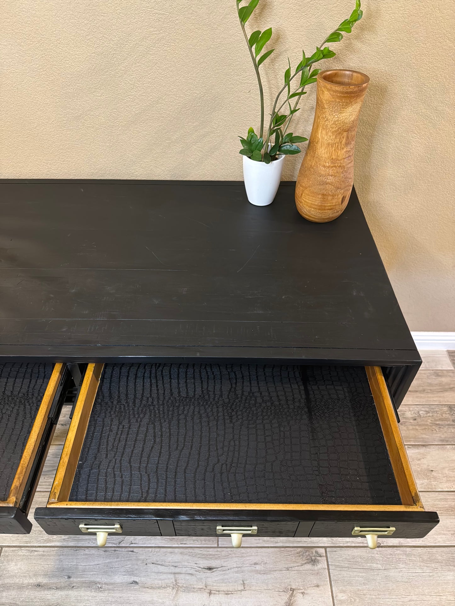 Stunning Reclaimed Wood Desk w/Chic Matte Black Finish